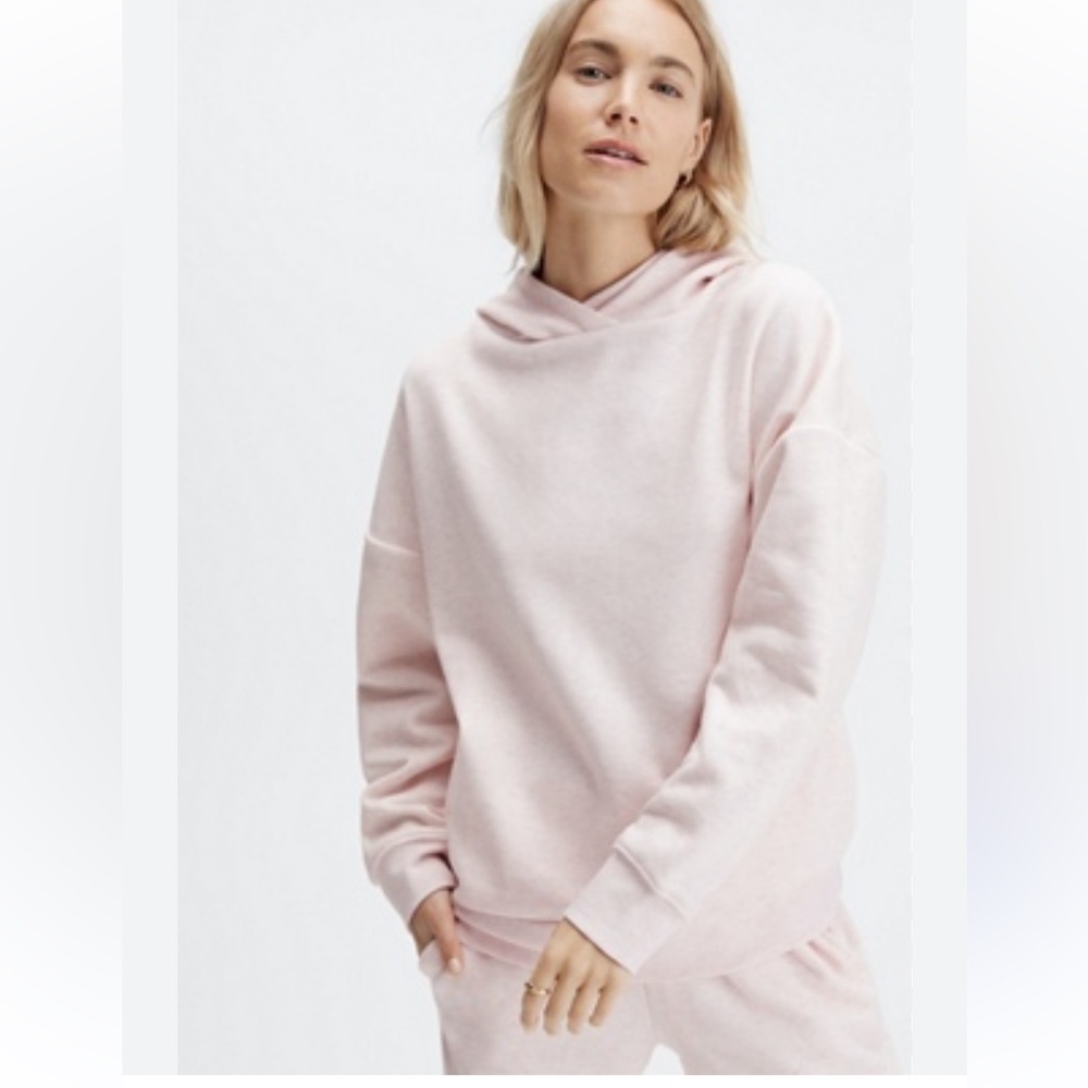 Fabletics go to sweatsuit